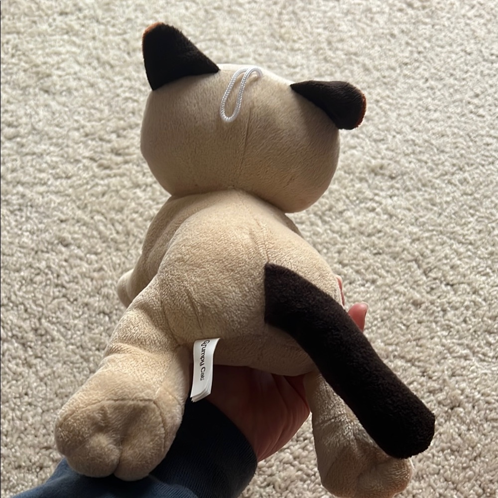 Grumpy Cat Plush Toy - Picture 4 of 6